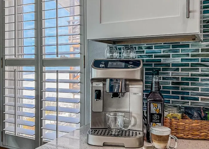 Apartment Peaceful Beachfront 30' Deck With Sweeping Views Clearwater Beach