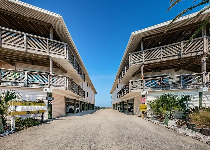 Peaceful Beachfront 30' Deck With Sweeping Views Apartment Clearwater Beach